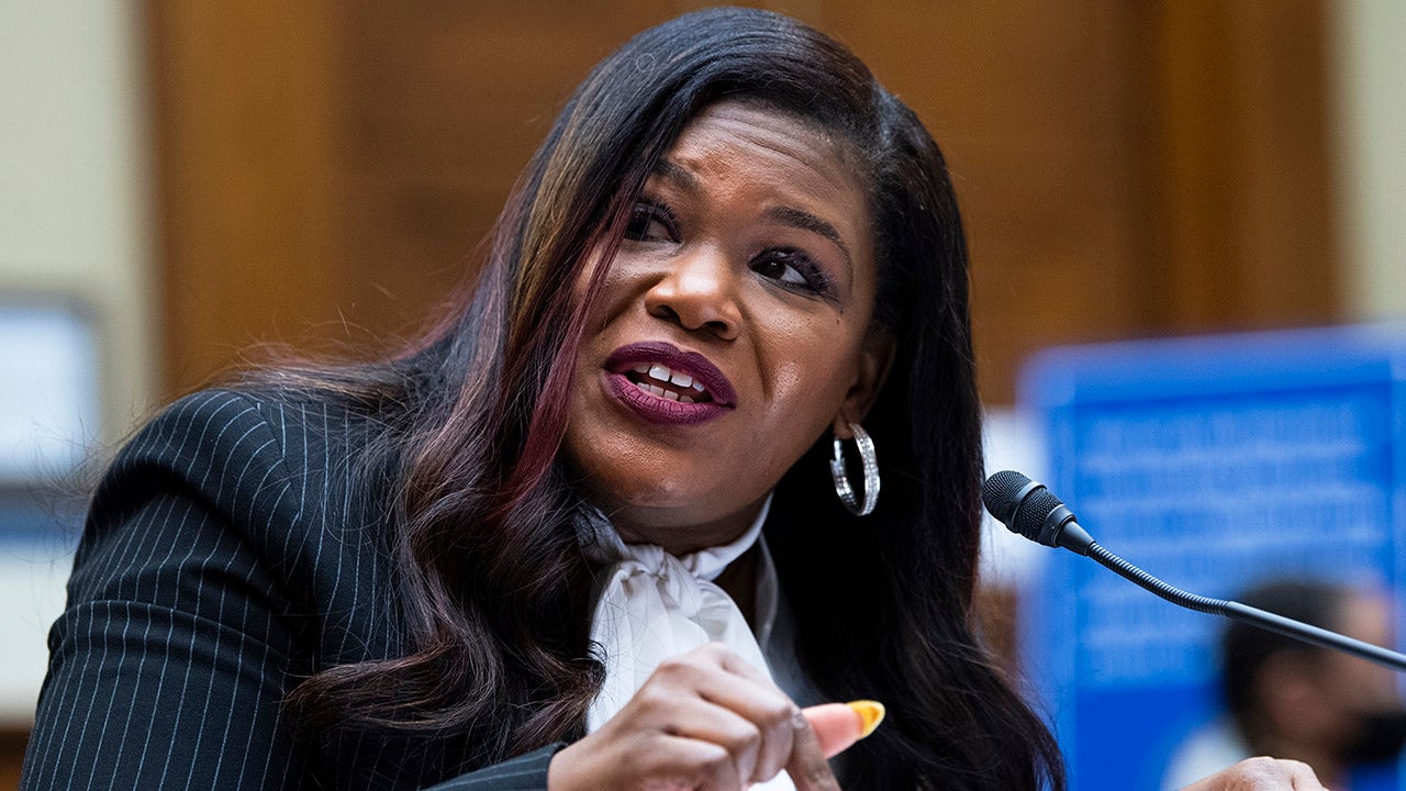 'Defund the police' advocate Cori Bush hired police as private security, costing officers their jobs