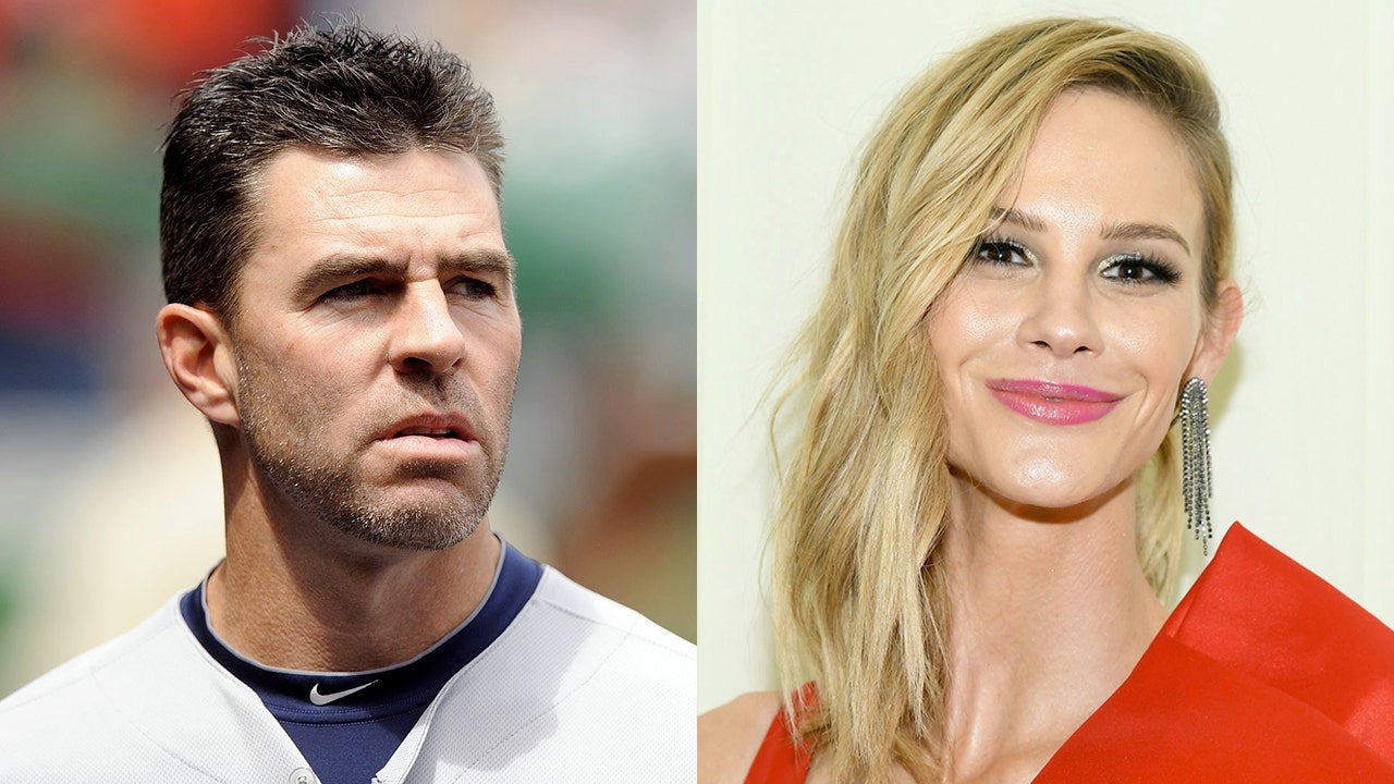 Jim Edmonds' Wife Is Pregnant, We Think