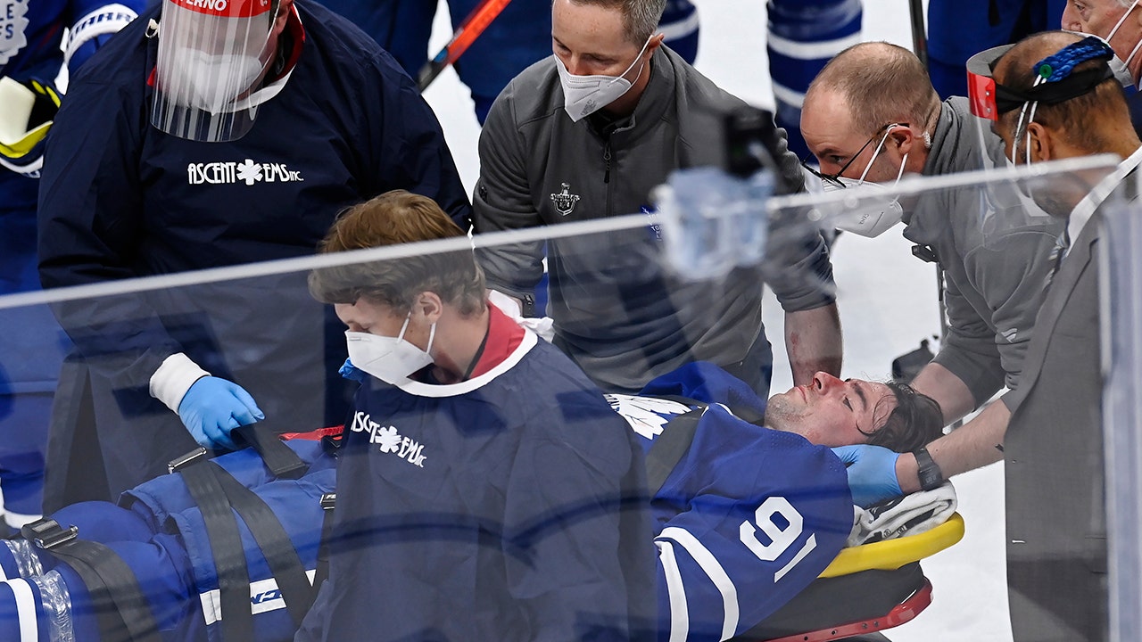 Maple Leafs, Canadiens players react to John Tavares hit: 'I felt