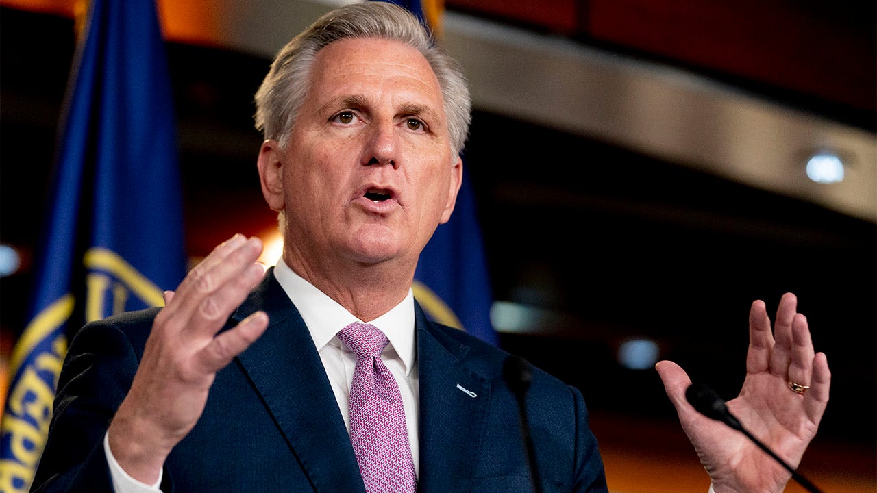 Republicans view midterms as an 'opportunity' to 'change the course' of America, McCarthy says thumbnail