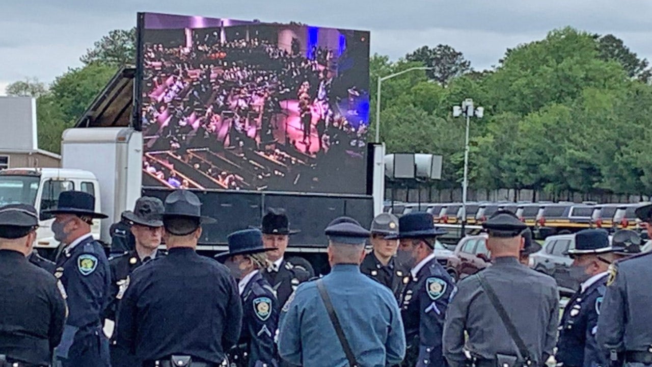 Slain Delaware police officer honored by fellow law enforcement officials