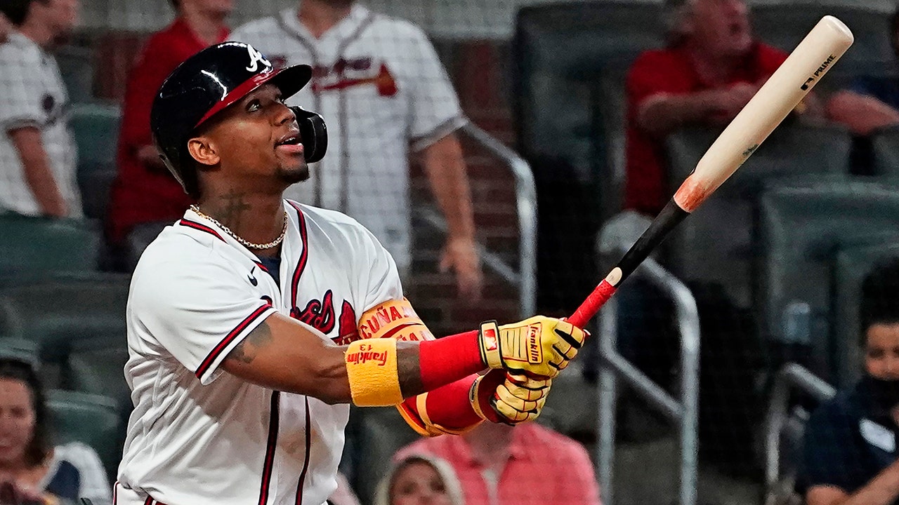 Jones ninth-inning homer lifts Atlanta - Statesboro Herald