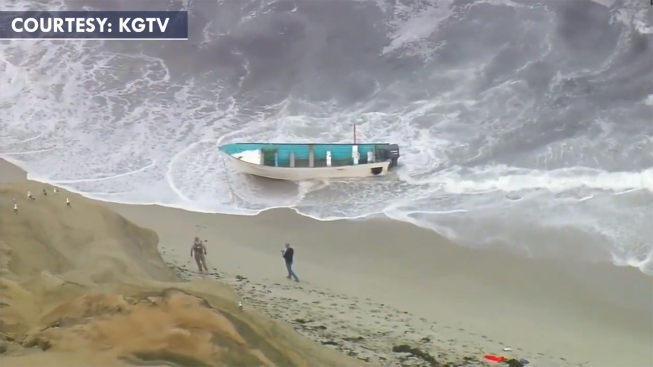 Smuggling boat capsizes off California coast; 1 dead, 15 migrants in custody