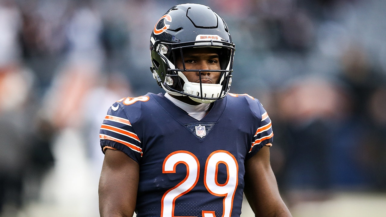 Brother of Chicago Bears RB Tarik Cohen dies at 25