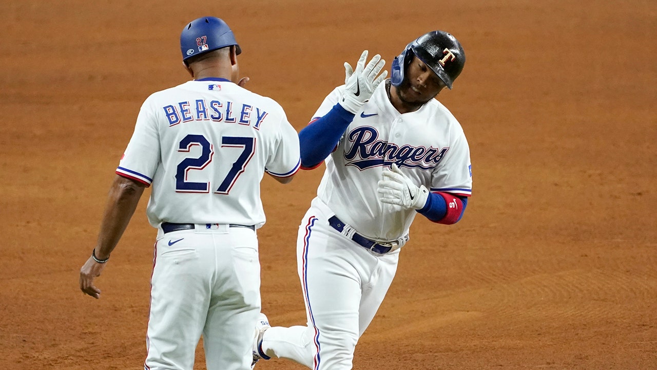 Nats snap 5-game skid with win over AL West-leading Rangers