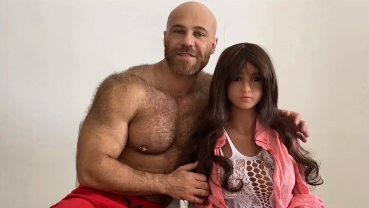 Bodybuilder who wed two sex dolls is now open to dating humans
