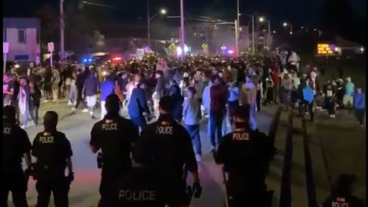 Seattle police shut down massive beach party amid fights, arrests
