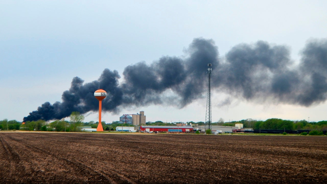 The%20derailment%20happened%20over%20the%20weekend%20after%20an%20Amtrak%20train%20derailed%20in%20Iowa