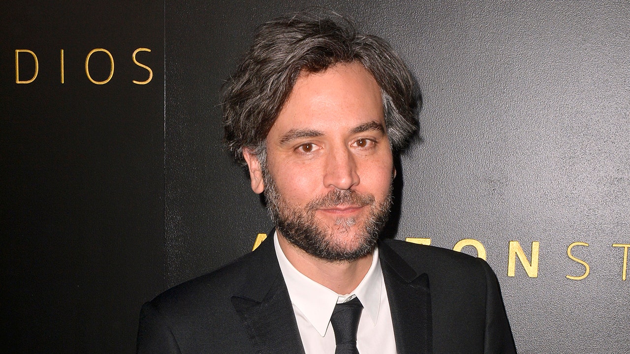 Josh Radnor talks shedding 'How I Met Your Mother' character, creating new music
