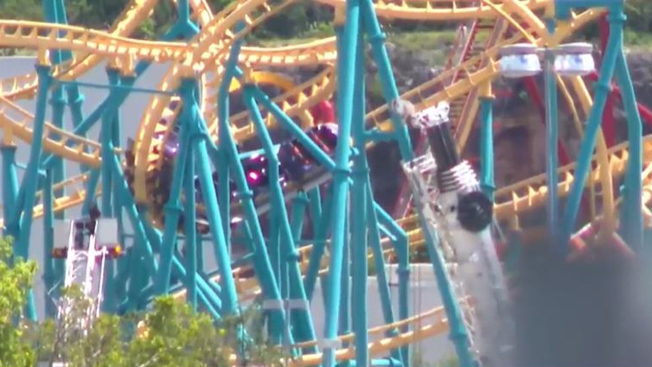 Texas Six Flags roller coaster stops mid-ride, rescue crews responding