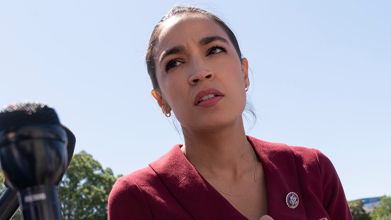 AOC slams filibuster immediately after Republicans block voting rights bill: ‘Call me radical’
