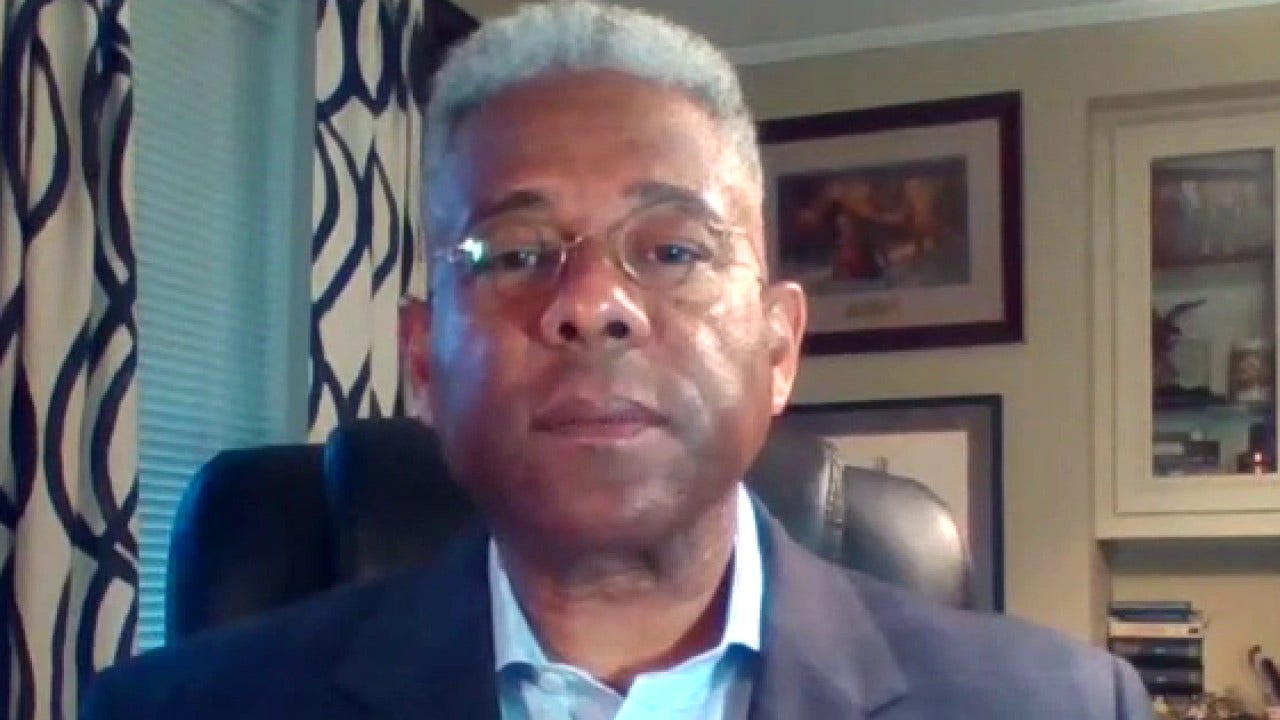 Texas candidate Allen West speaks against vaccine mandates after hospitalization with COVID-19