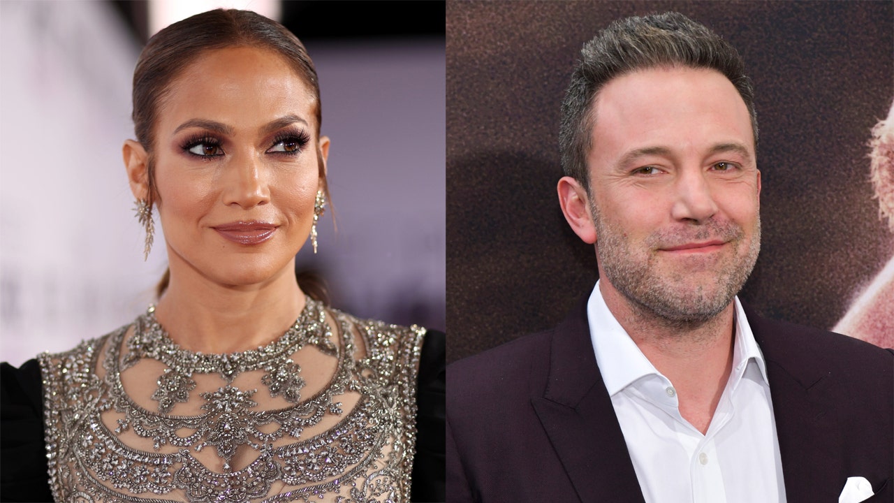 Jennifer Lopez, Ben Affleck caught kissing again during Italian lovefest