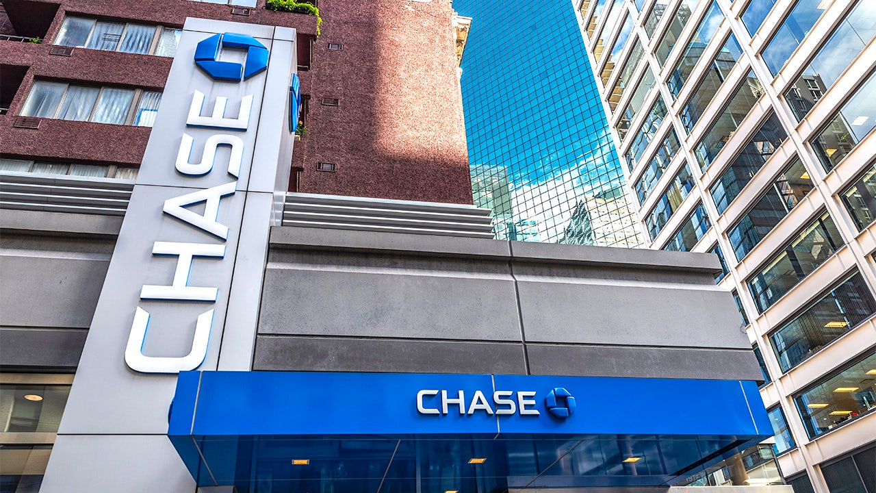 NYC man robs Chase bank day after getting released from custody in another bank robbery