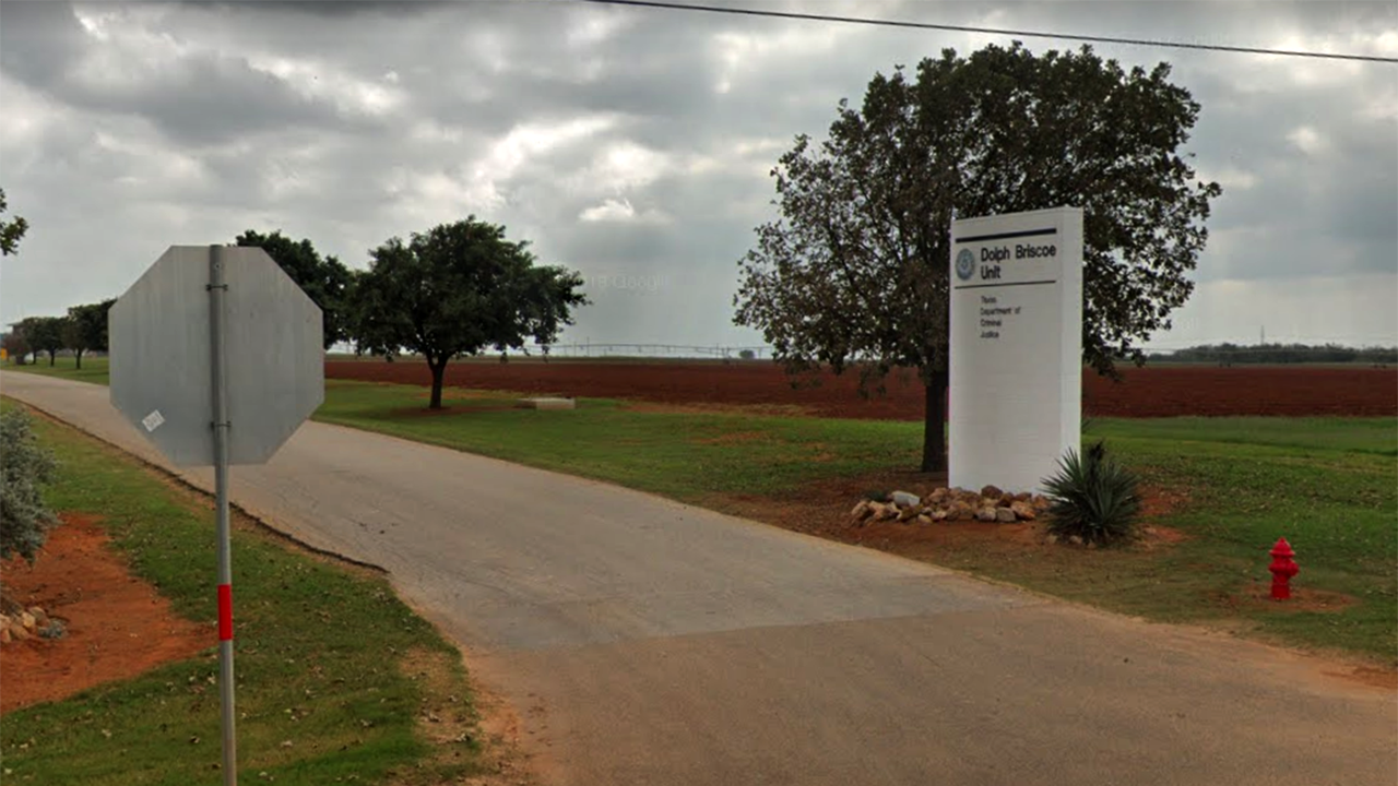 Texas clears out state prison to make room for criminal illegal