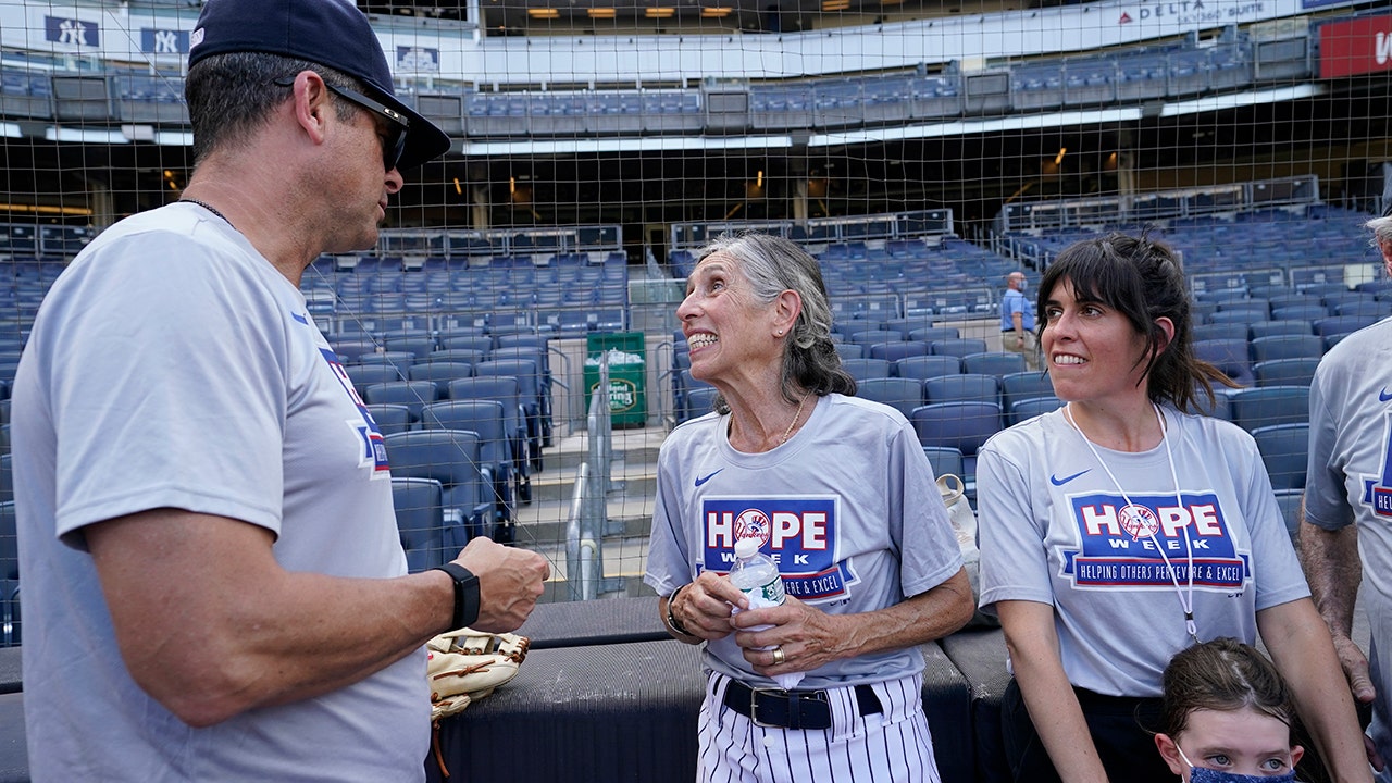 Bad Girl cumple 60 años en el Yankee Stadium en preparación