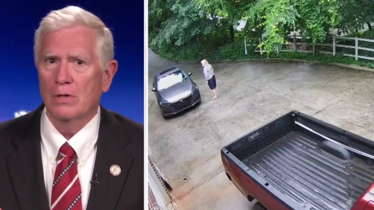 Rep. Mo Brooks says Swalwell's process server 'illegally entered my home'; slams 'frivolous' riot suit