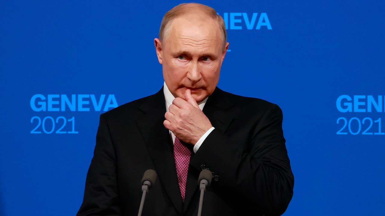Putins saka, ka nav naidīguma. Baidena sanāksmē abas puses vienojās par vēstnieku atgriešanu