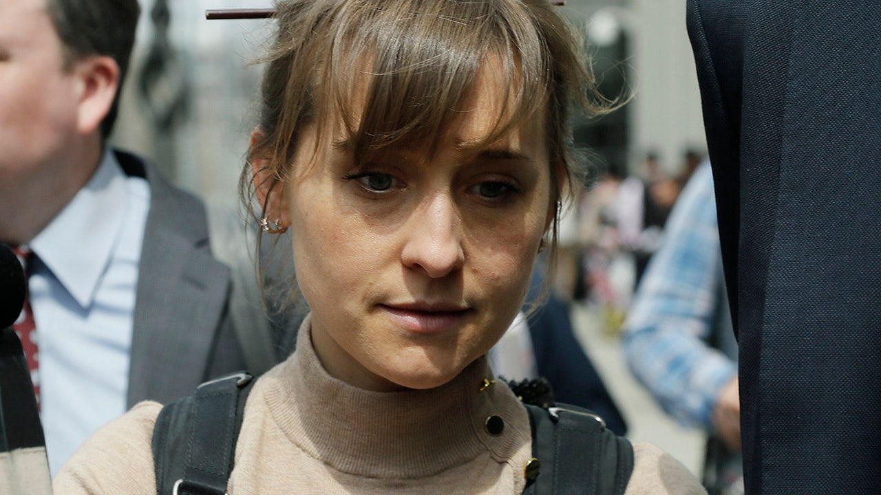 Actress Allison Mack Sentenced To 3 Years In Nxivm Sex Slave Case Fox