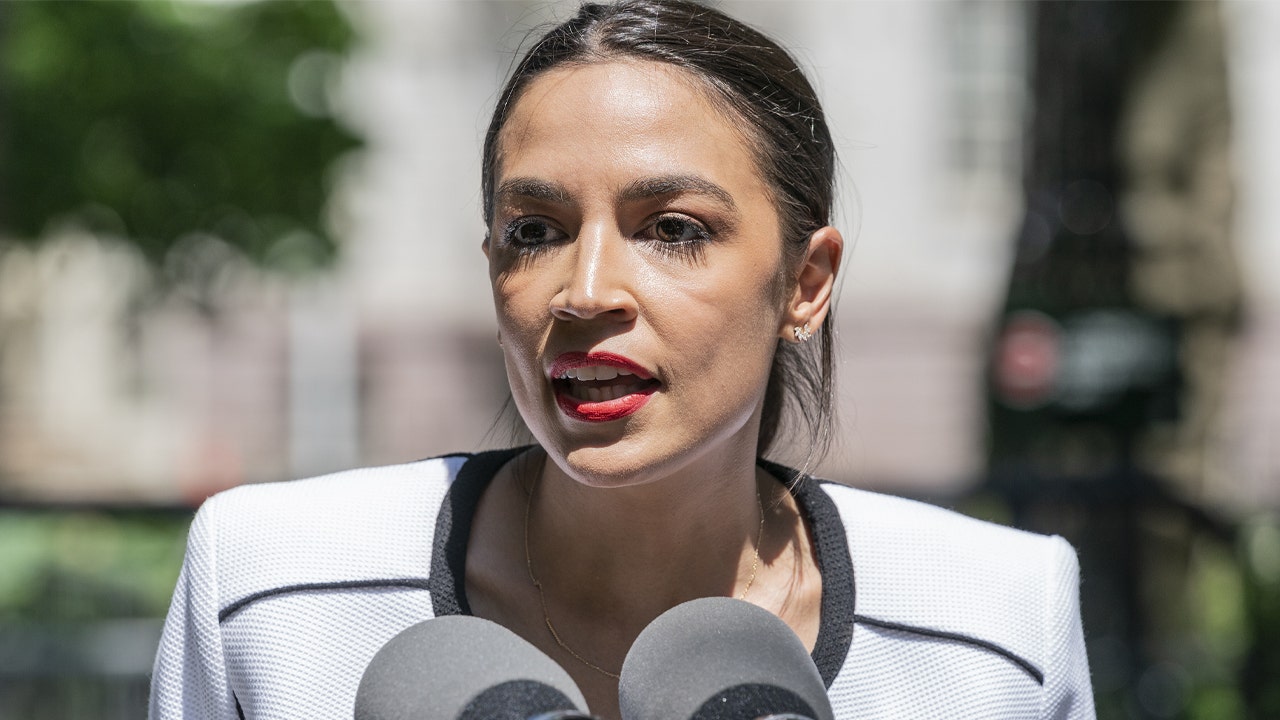 AOC roasted for shedding ‘crocodile tears’ after crying over Israel Iron Dome House vote – Fox News