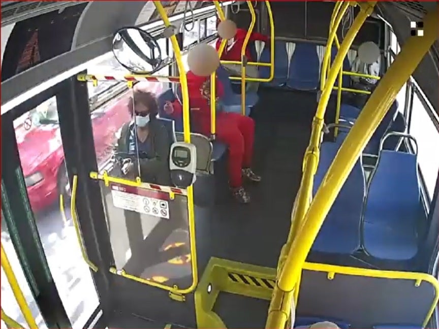 Shocking video shows teen set woman’s hair on fire on San Francisco bus