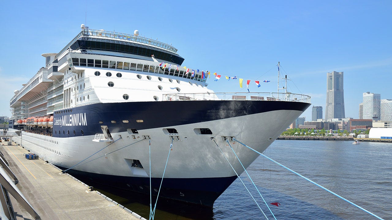 1st cruise ship with American passengers sets sail out of Caribbean more than a year after COVD-19