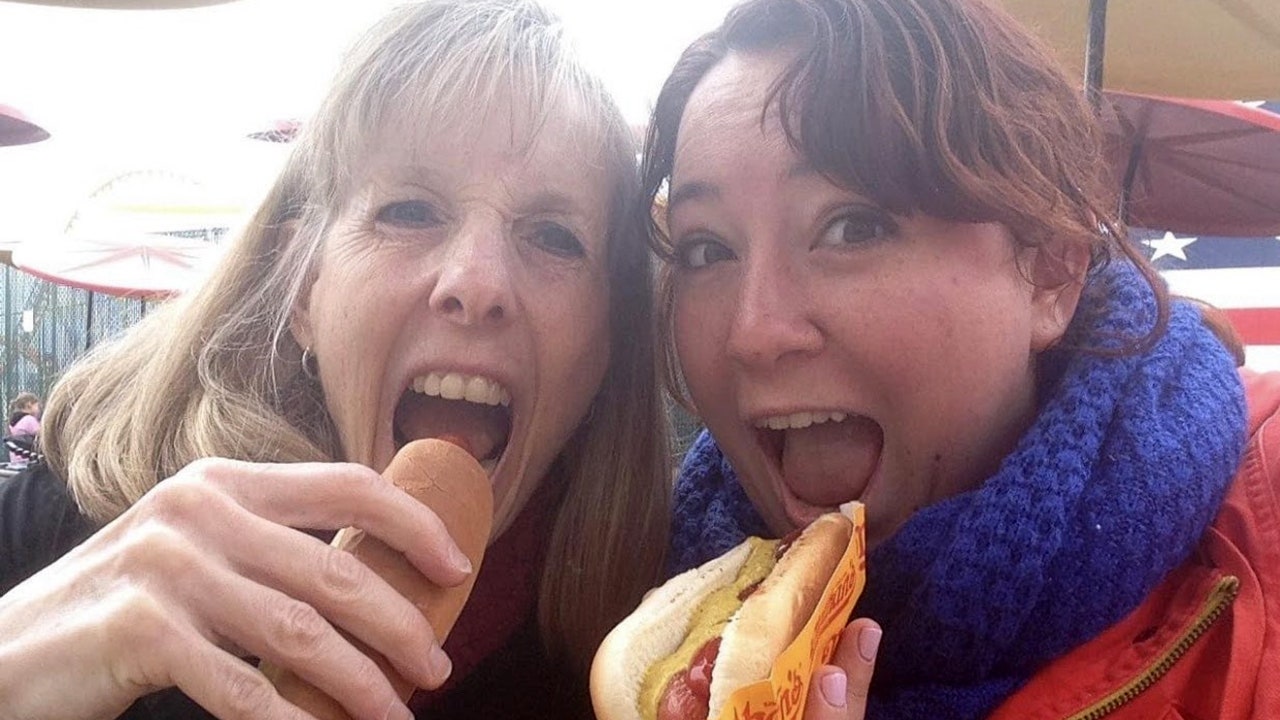 Meet the mother-daughter duo competing in Nathan's Fourth of July hot dog eating contest