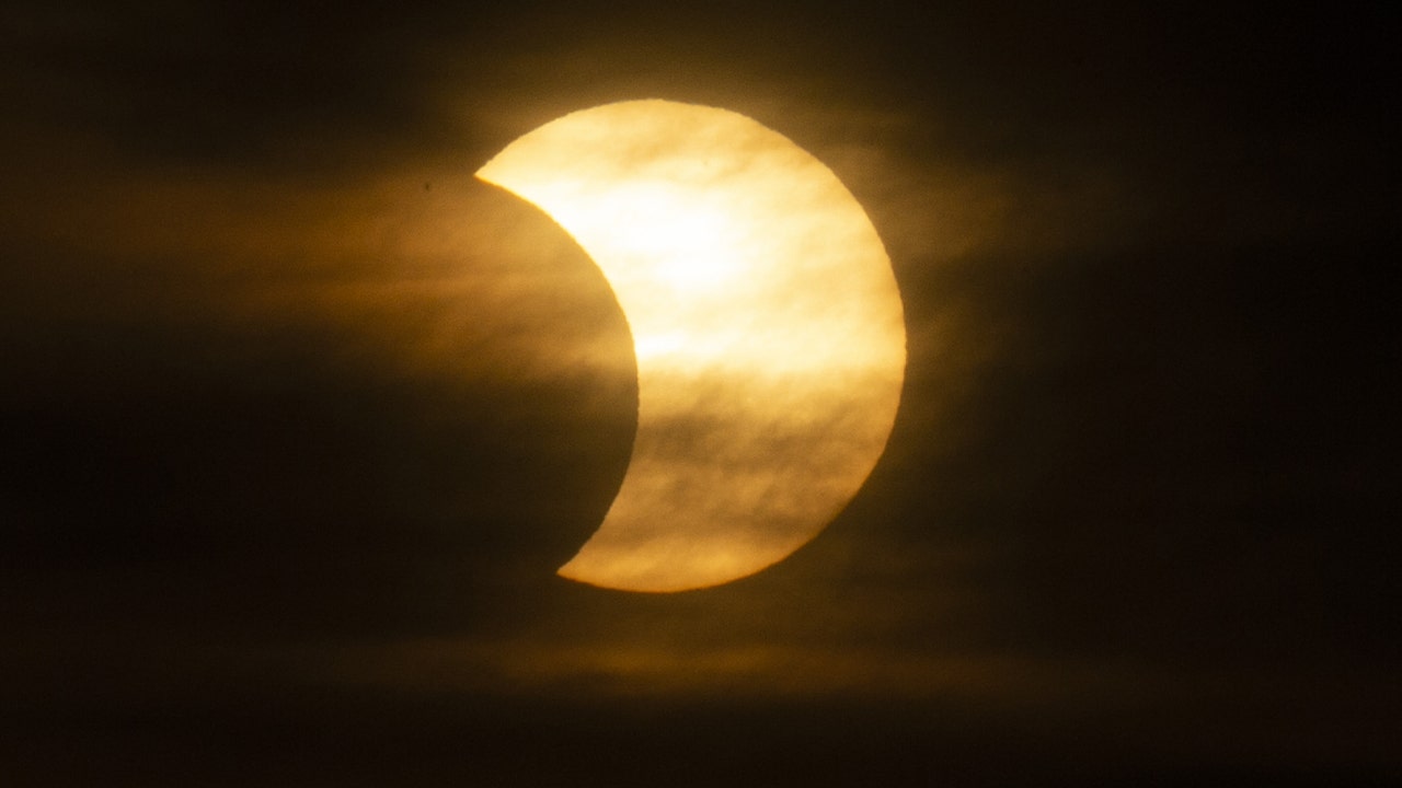 'Ring of Fire' solar eclipse stuns viewers around world