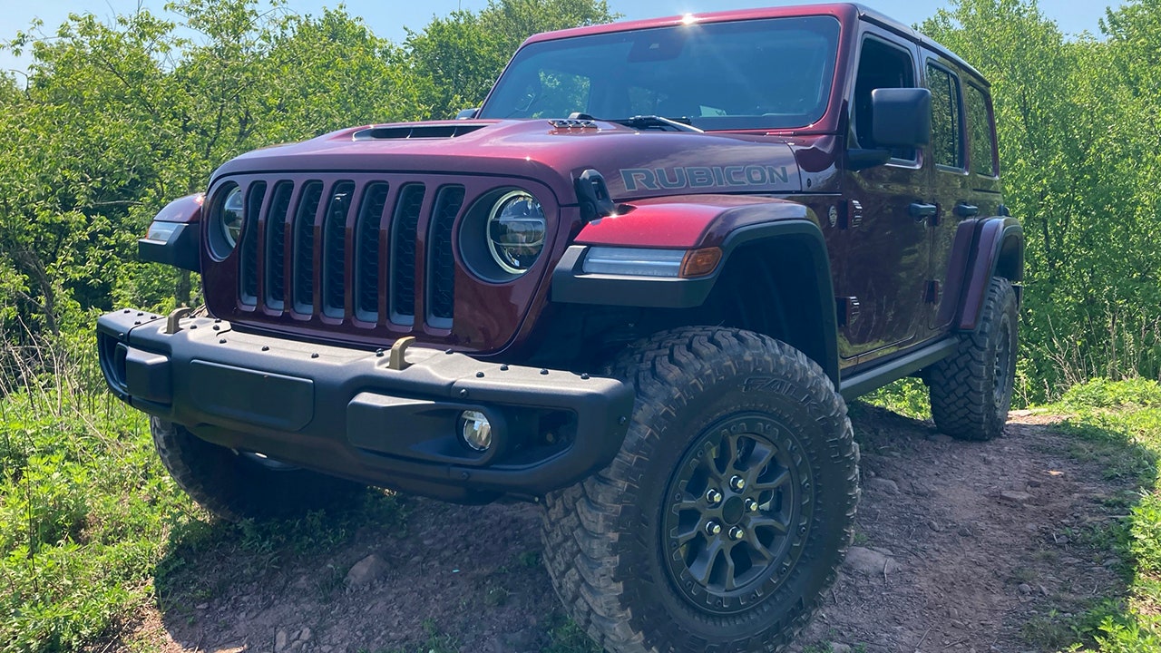 Test drive: The 2021 Jeep Wrangler Rubicon 392 is a V8-powered king of the  hill | Fox News
