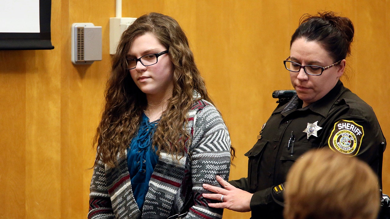 Slender Man case: Wisconsin judge orders conditional release for woman involved in stabbing