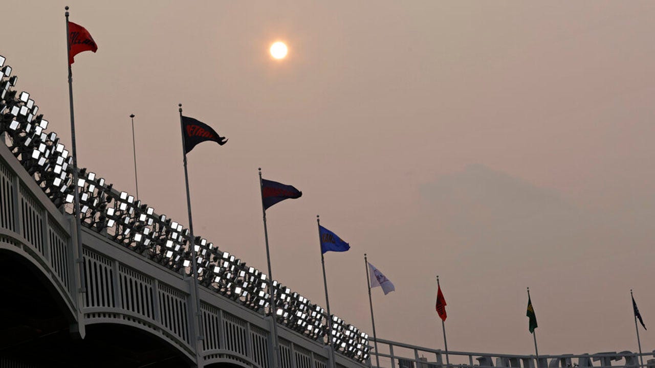 Western wildfires: Why the sun looks red over eastern states this week