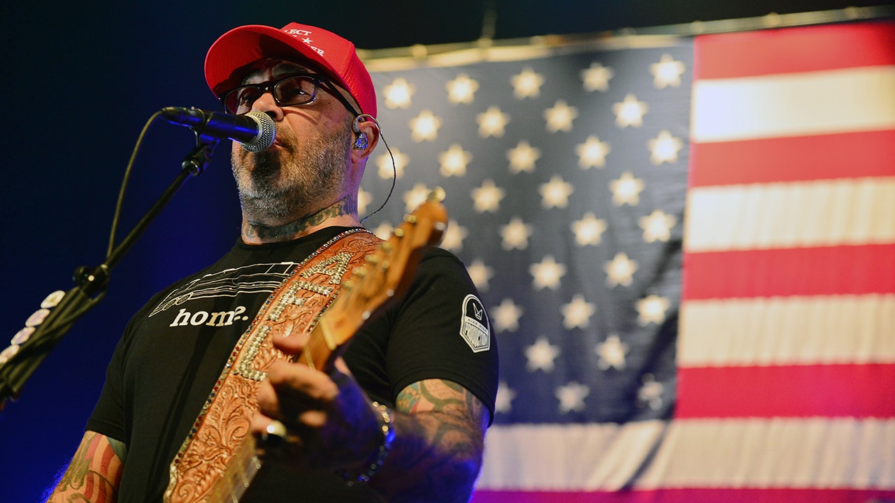 Aaron Lewis' liberal-bashing track defended by Big Machine Label founder who refuses to 'cancel' him