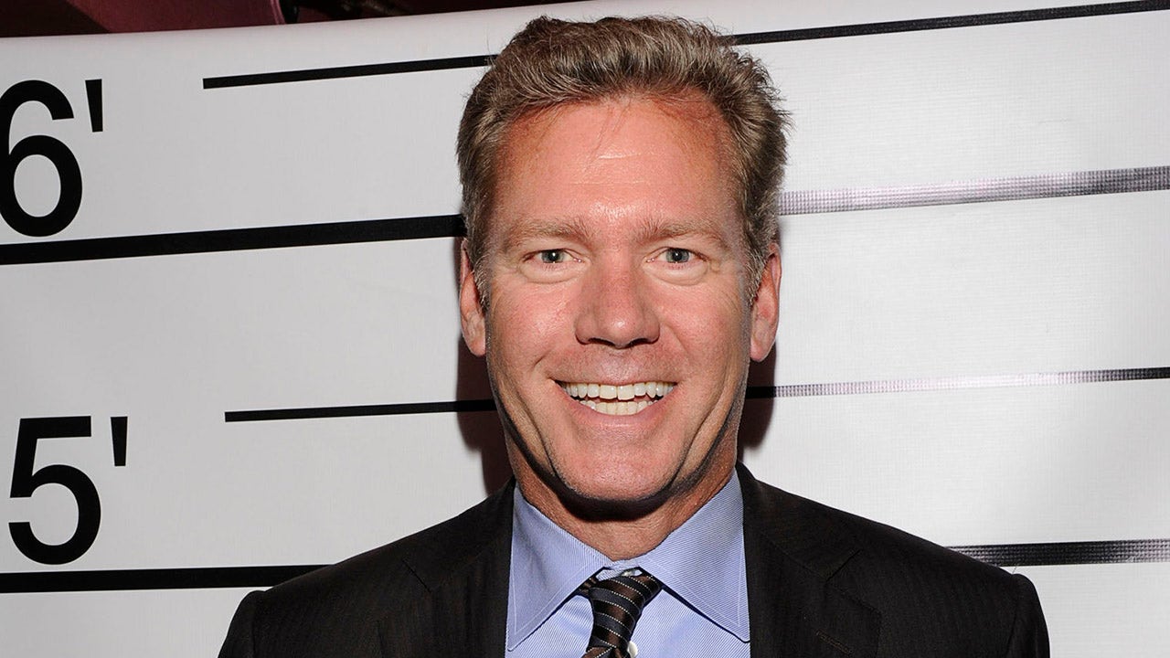 'To Catch a Predator' host Chris Hansen has a warrant out for his arrest after skipping court: report