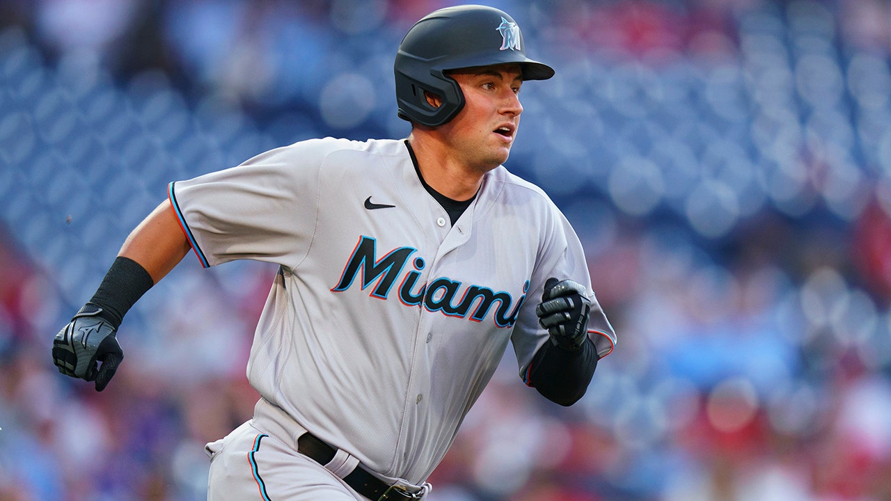 PHILADELPHIA, PA - JULY 16: Miami Marlins second baseman Joe Panik