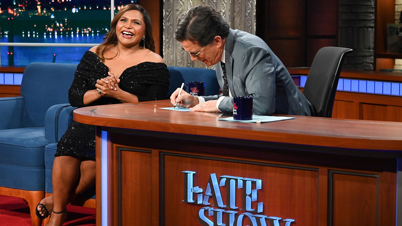 Stephen Colbert and Mindy Kaling joke about rumored beef