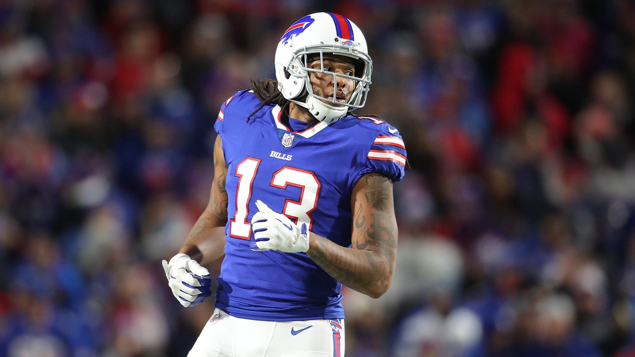 Kelvin Benjamin Works Out For Giants