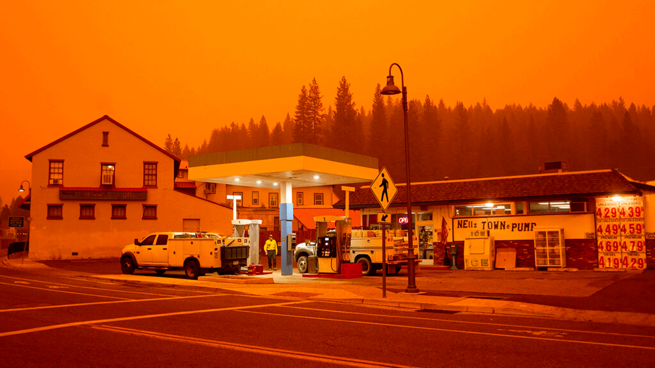 California's Dixie Fire rages as temperatures expected to rise across US