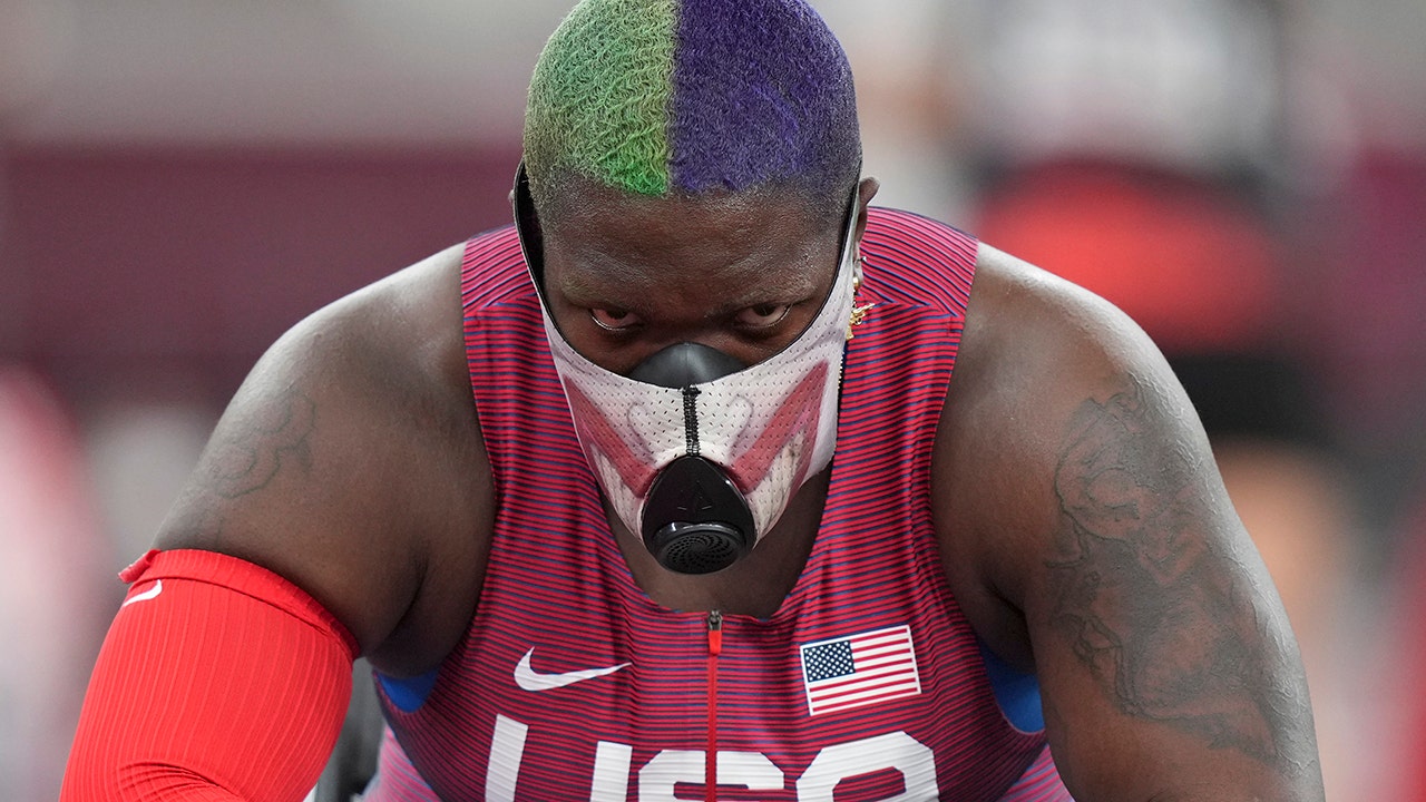 Olympian Raven Saunders Draws Attention With Eye Popping Mask Fox News