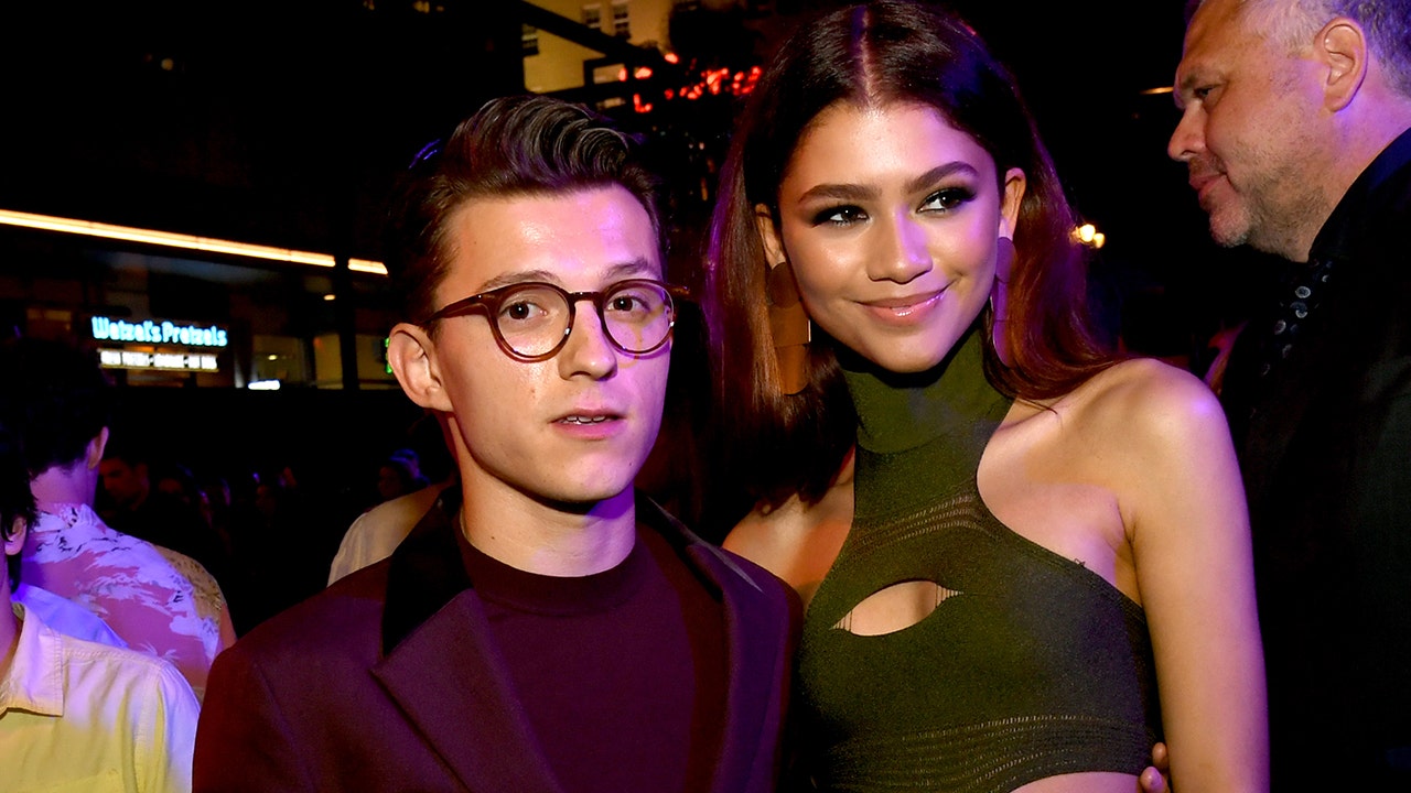 Tom Holland and Zendaya Have PDA-Filled Walk Through London Park