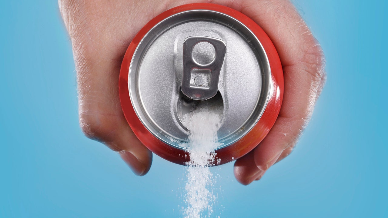 Artificial sweetener in soda, other drinks may increase food cravings, appetite in women and obese people