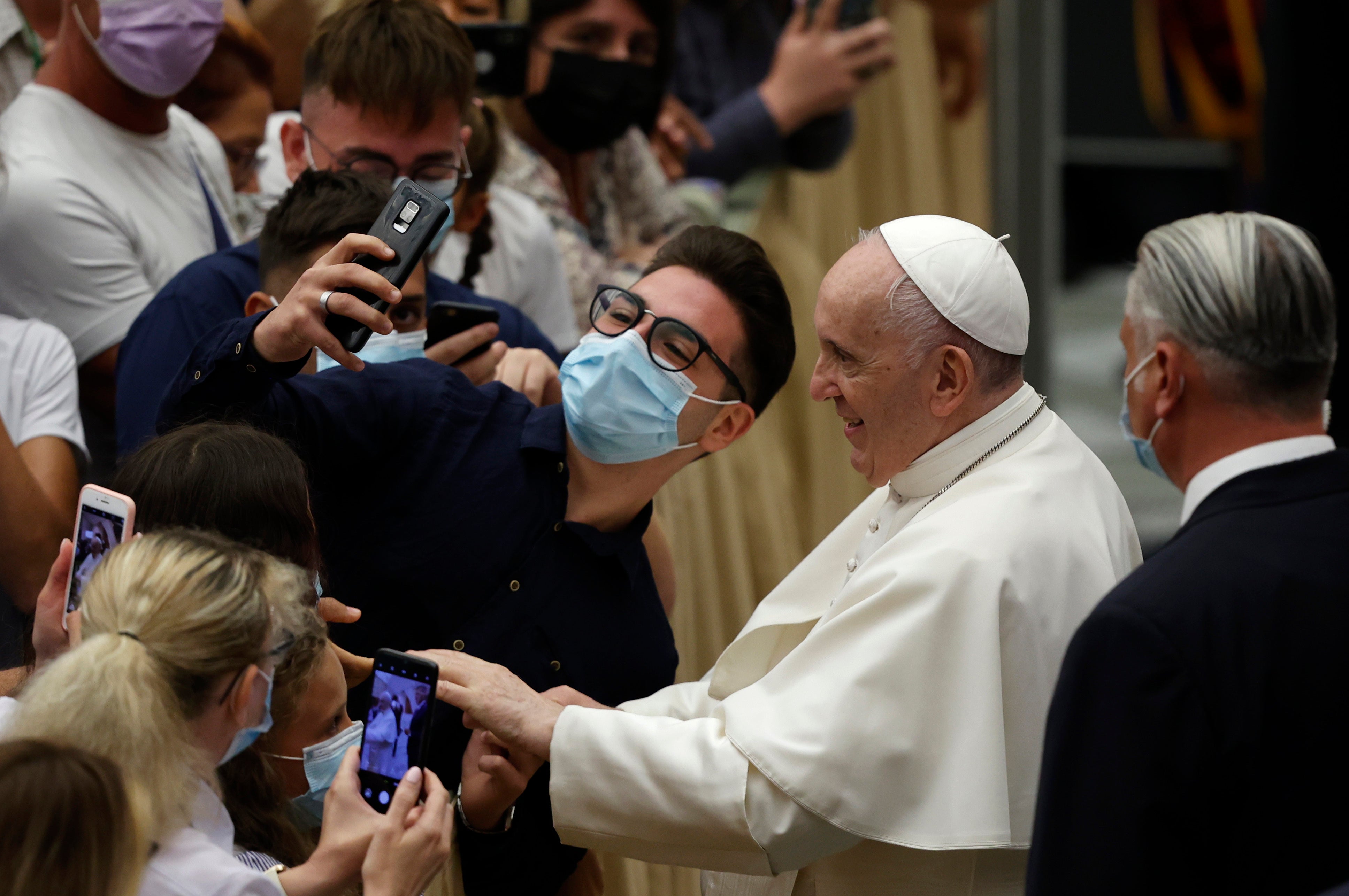 Pope resumes public audiences a month after major surgery