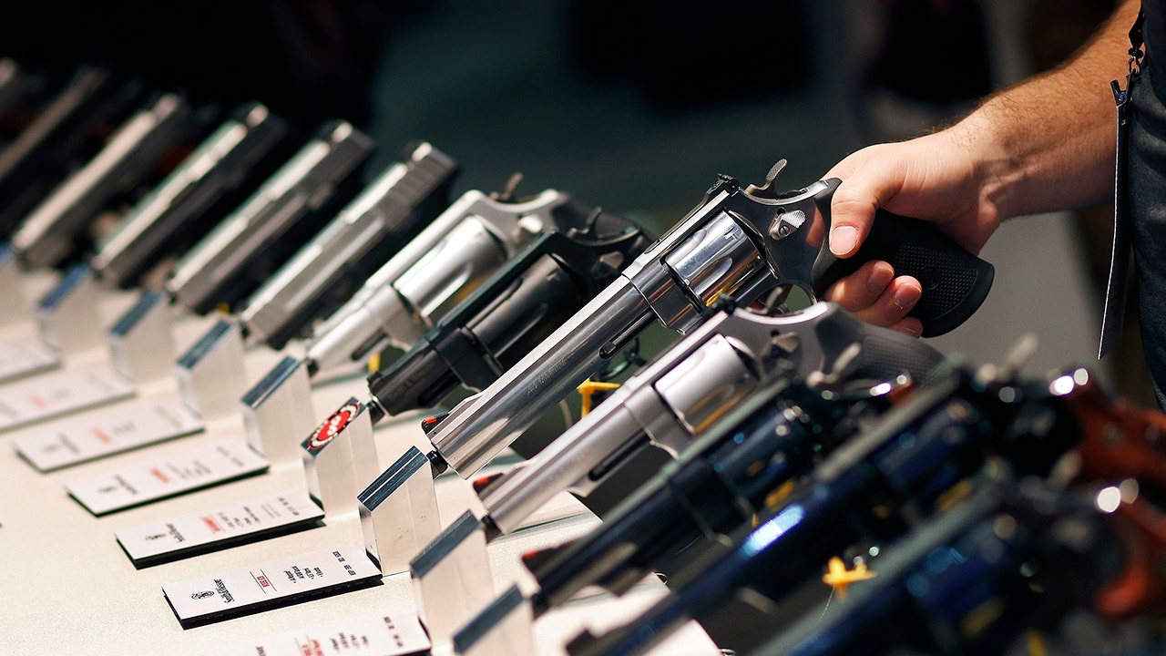 Read more about the article GOP AGs ask SCOTUS to hear Mexico’s lawsuit blaming US gun manufacturers for cartel violence