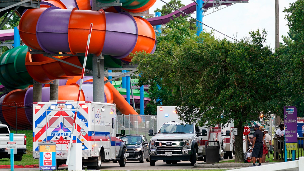 Chemical leak in Texas' Six Flags blamed on filtration system