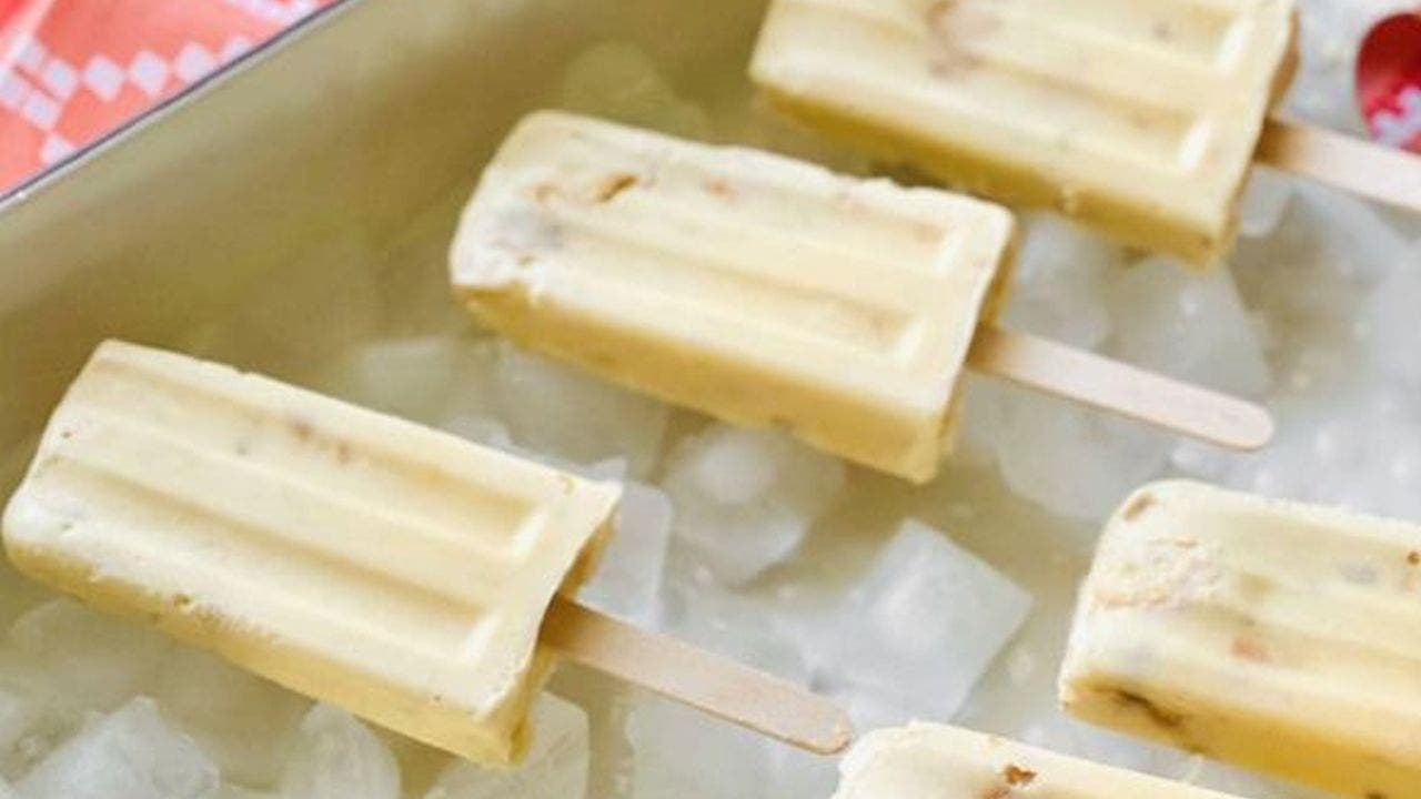 Banana pudding pops for National Banana Pudding Day: Try the recipe