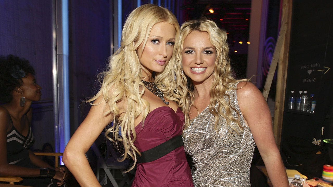 Tutela de Britney Spears: Paris Hilton, Cher e mais reagem aos planos de Jimmy Spears de renunciar
