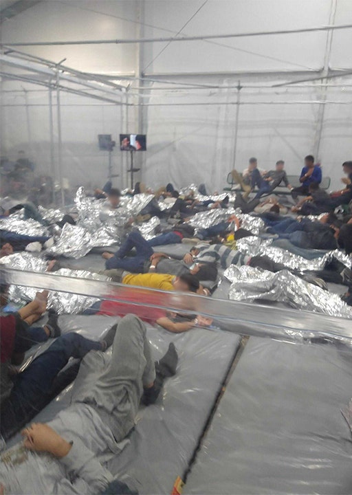 Images of migrant center in Donna, Texas show cramped conditions as border numbers surge