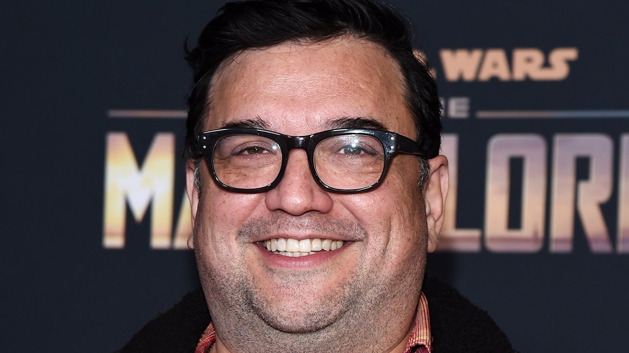 Ex-'SNL' star Horatio Sanz groomed, sexually assaulted underage fan at cast party: lawsuit