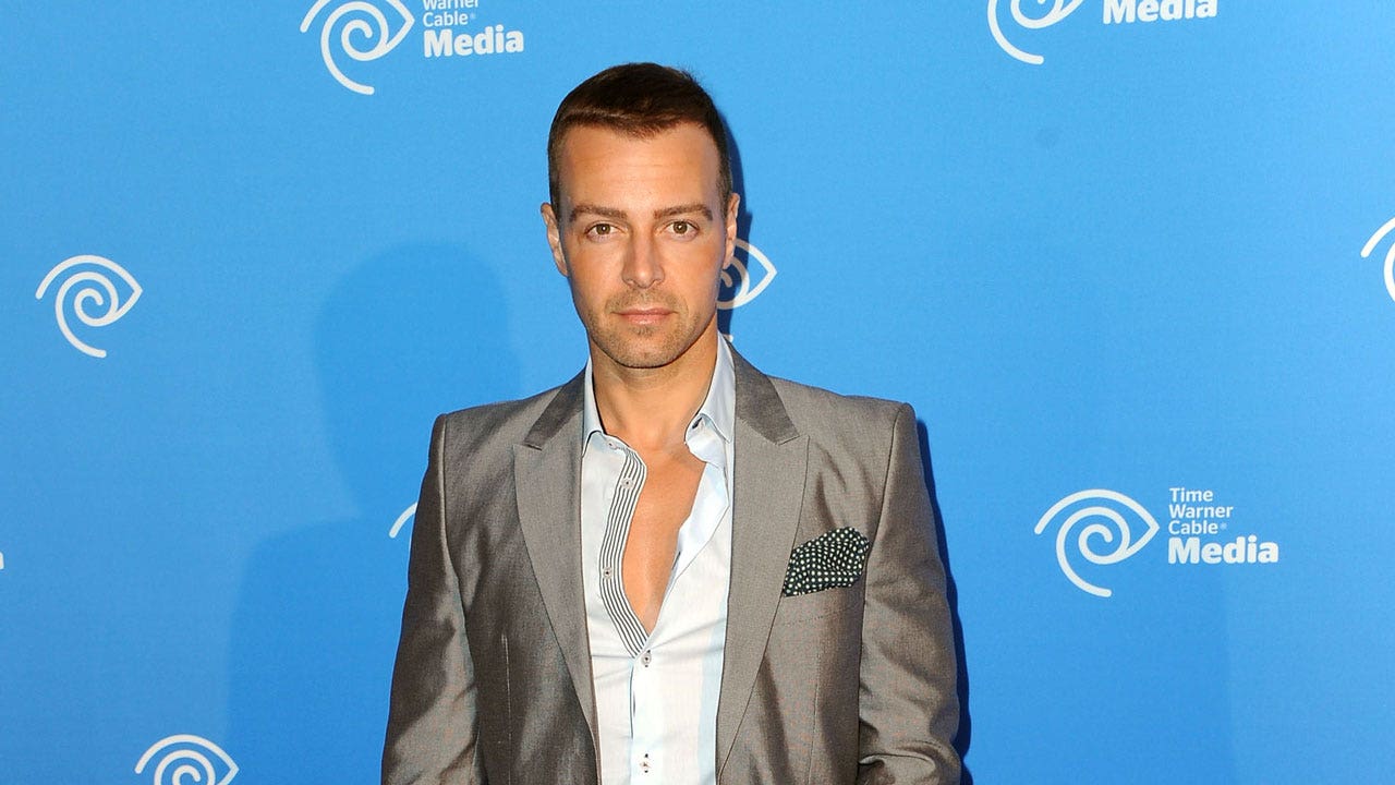 Joey Lawrence says he's open to joining 'The Masked Singer'