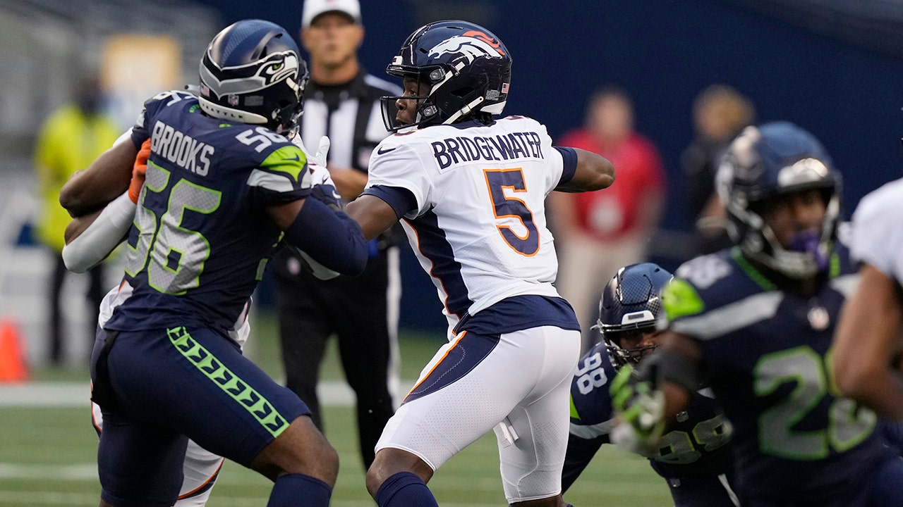 Teddy's Time? Bridgewater solid as Broncos thump Seahawks