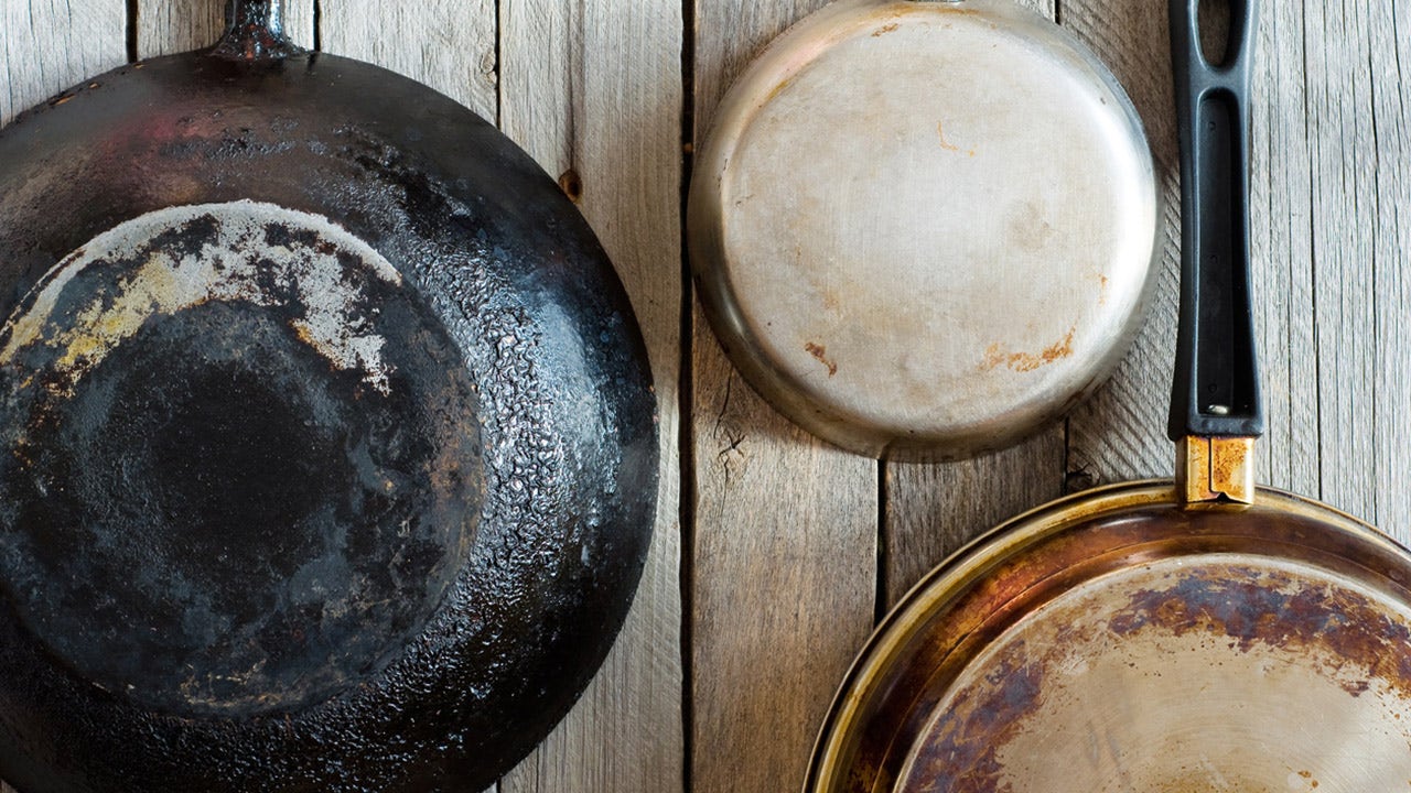 How to clean this “the rock” frying pan? Got it for $1 but it's our set and  we use ours a lot but I don't know how to clean : r/CleaningTips